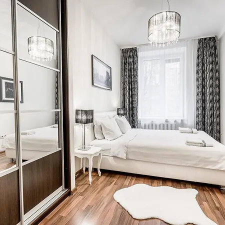 Apartment Vip 24/7 *